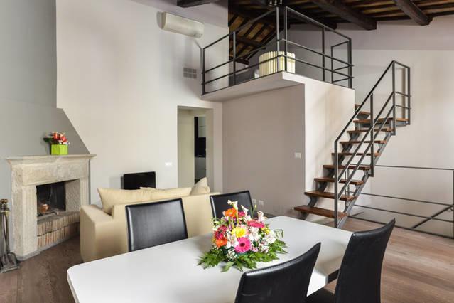 Navona Rubens Lodge — Foto 1
